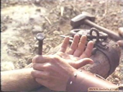 NAIL.JPG